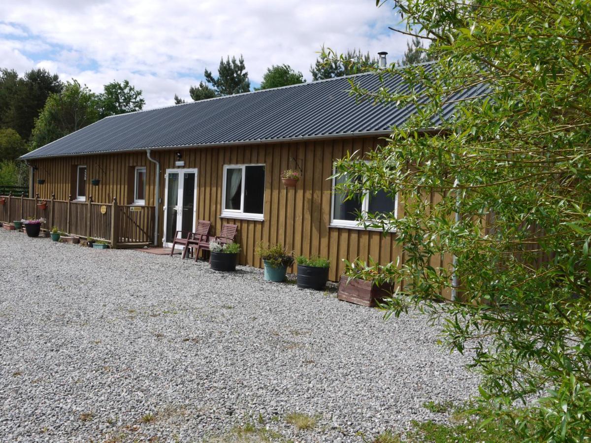 Roe Deer Cottage Боли Екстериор снимка
