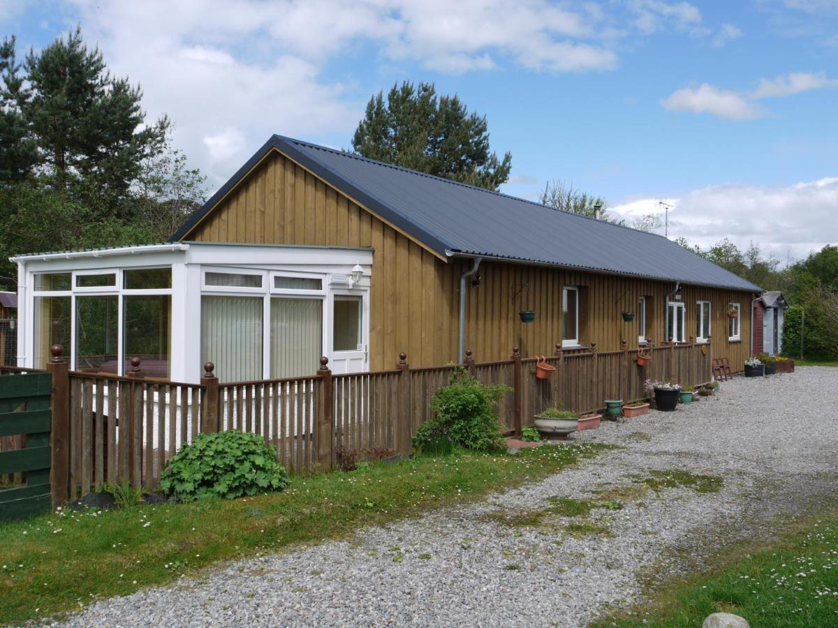 Roe Deer Cottage Боли Екстериор снимка